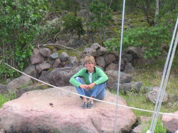 Margriet on a rock (by Ems) Margriet on a rock (by Ems)